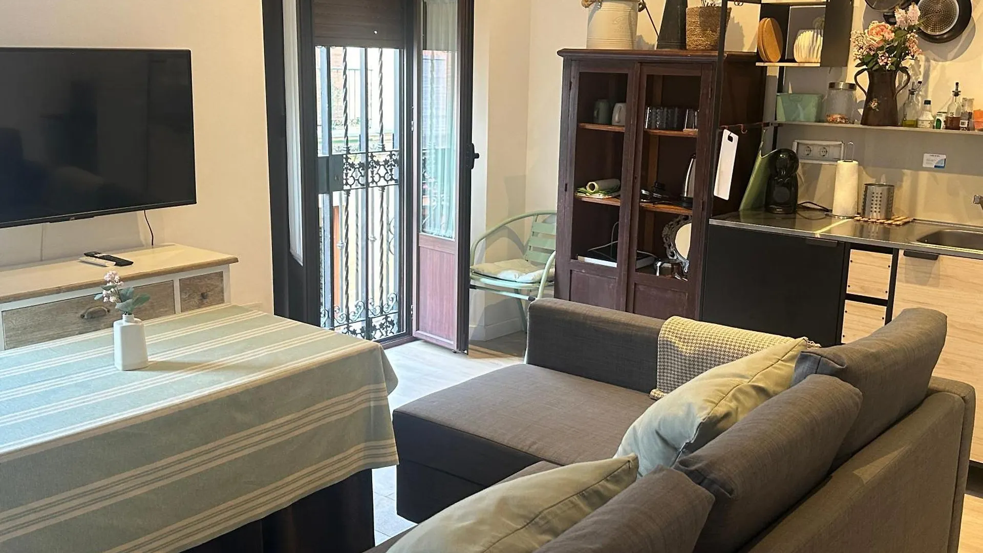 Apartamento Casa En El Corazon De Triana